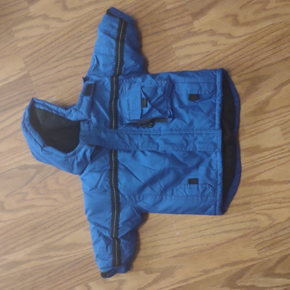 Old Navy Other - Old Navy coat with hood 3/6 months